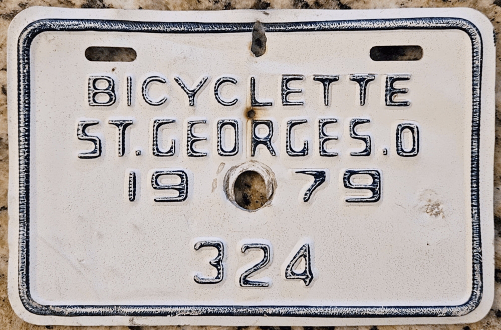 Plaque d'immatriculation BICYCLETTE Ville de Saint-Georges-Ouest de 1979