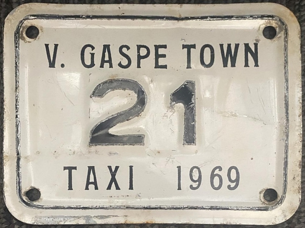 Plaque d'immatriculation TAXI Ville de Gaspé de 1969