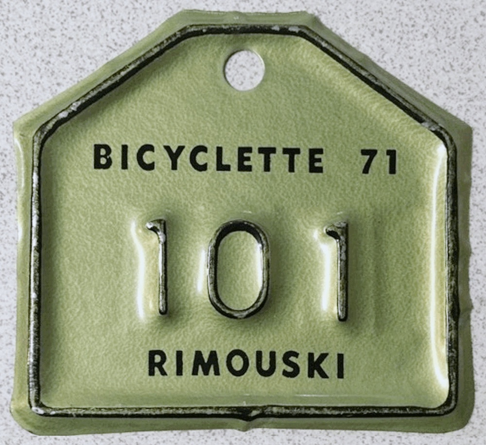 Plaque d'immatriculation BICYCLETTE Ville de Rimouski de 1971