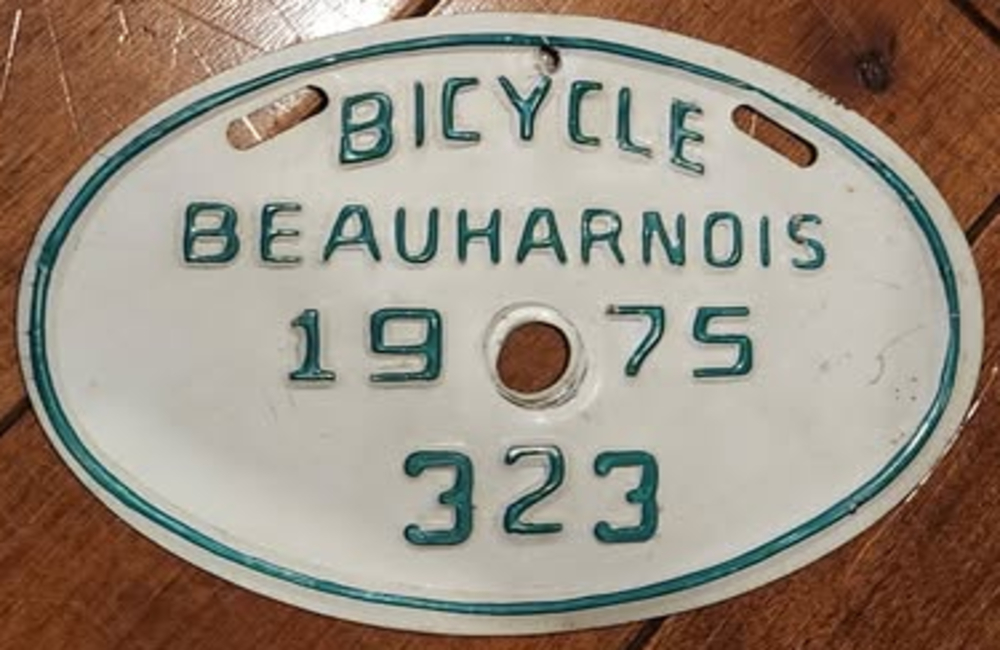 Plaque d'immatriculation BICYCLE Ville de Beauharnois de 1975